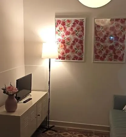 Casa Nella Pietra Viva Apartment *